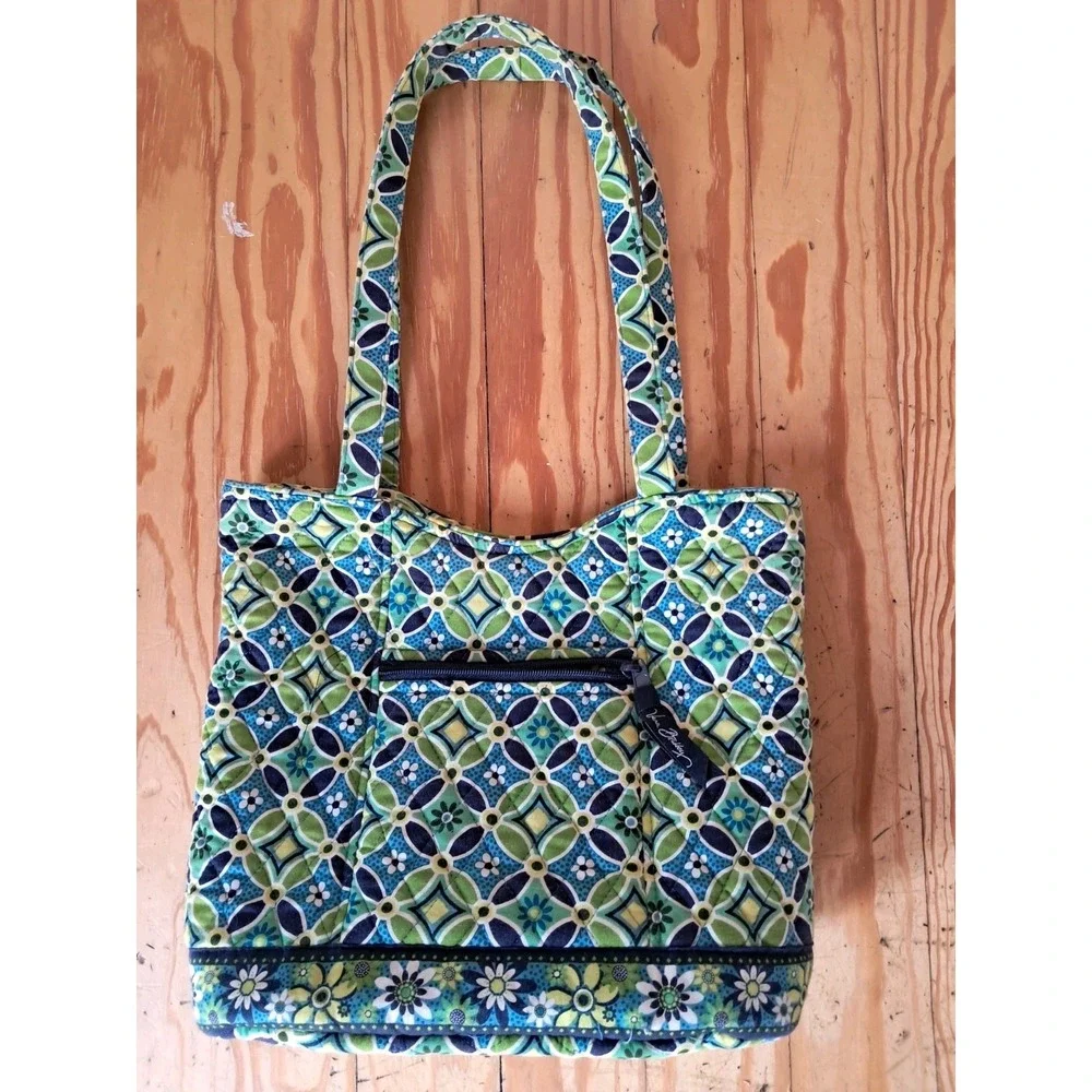 Vera Bradley Daisy Daisy Betsy Tote purse And Mini  bag Retired C1
